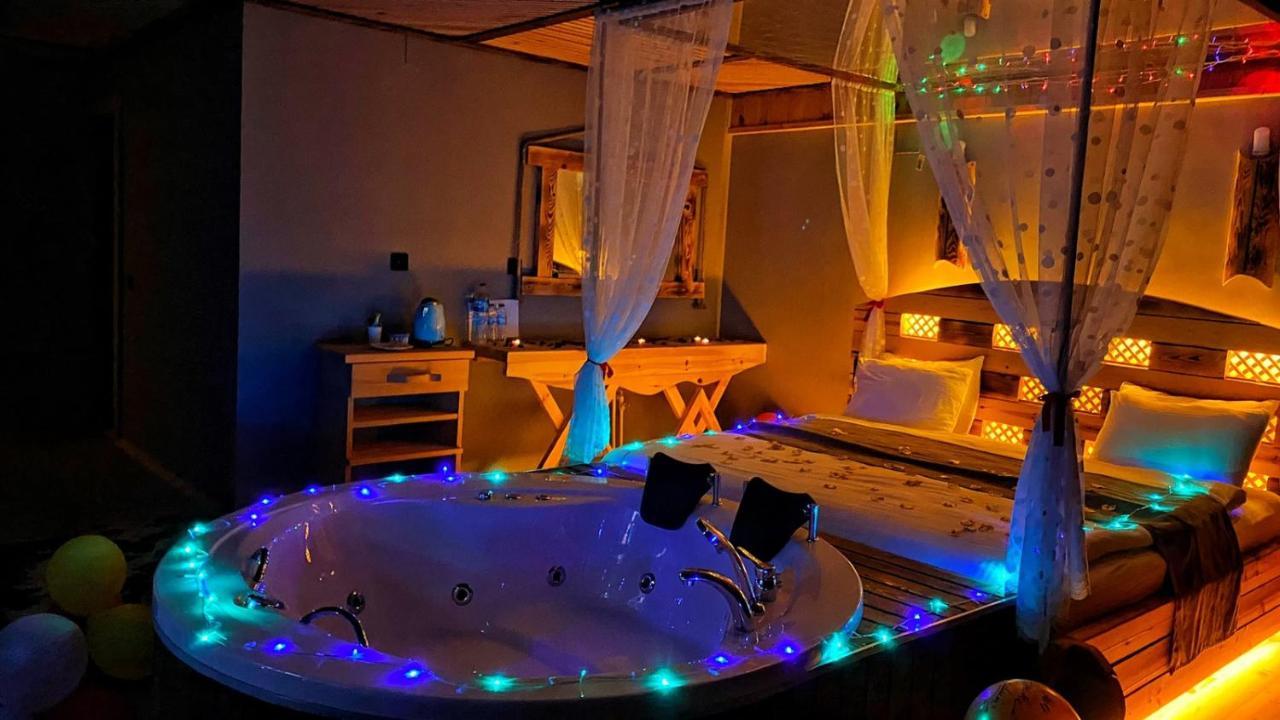 Bed and Breakfast Heaven Vip Wooden Palace Ardeşen Exteriér fotografie