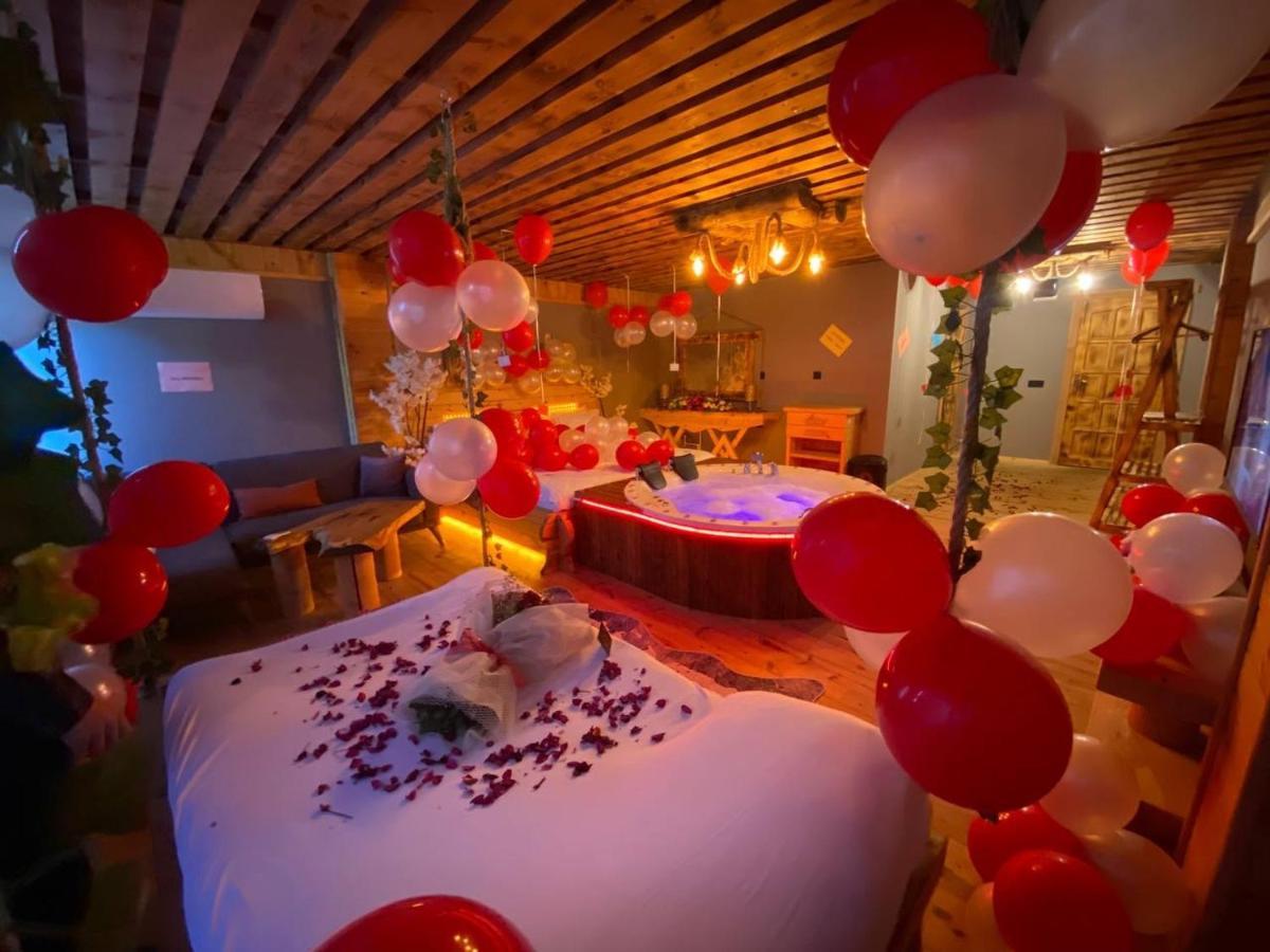 Bed and Breakfast Heaven Vip Wooden Palace Ardeşen Exteriér fotografie