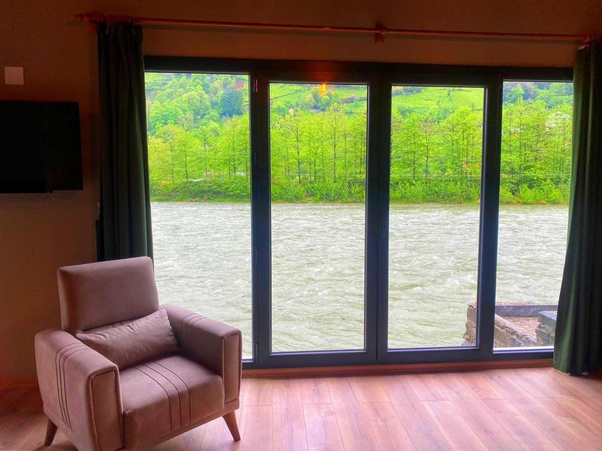 Bed and Breakfast Heaven Vip Wooden Palace Ardeşen Exteriér fotografie