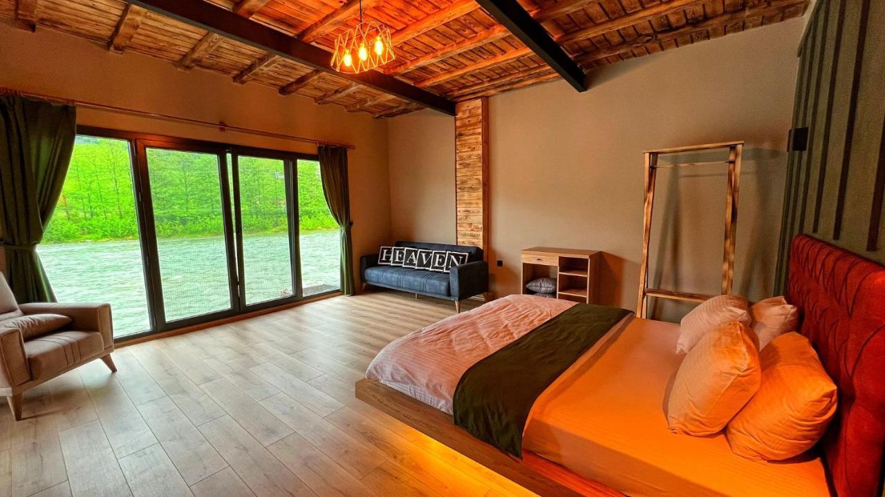 Bed and Breakfast Heaven Vip Wooden Palace Ardeşen Exteriér fotografie