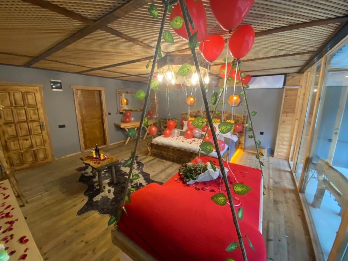 Bed and Breakfast Heaven Vip Wooden Palace Ardeşen Exteriér fotografie