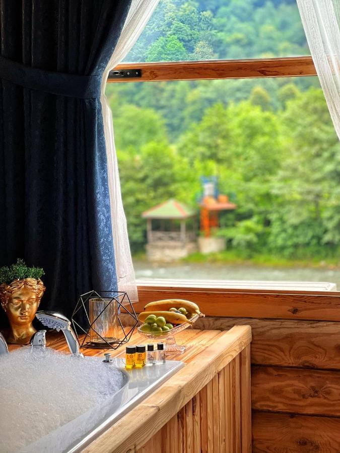 Bed and Breakfast Heaven Vip Wooden Palace Ardeşen Exteriér fotografie